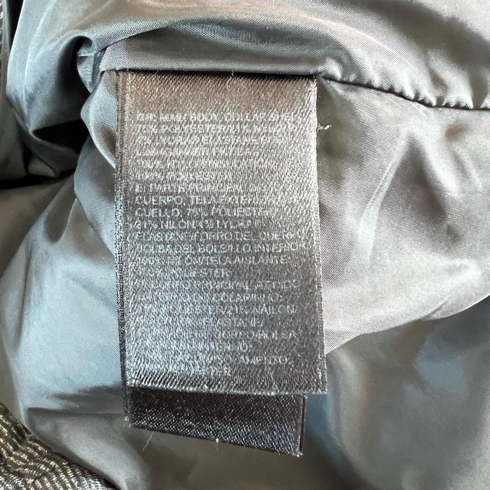 The North Face Women’s Pseudio Vest - Picture 5 of 11